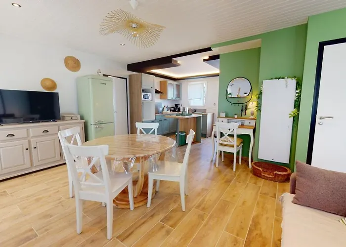 Le Du Safran Holiday home *