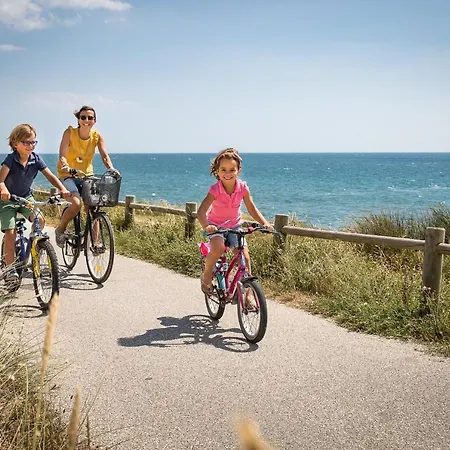 Semesterbostad Le Du Safran *