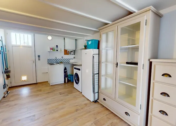 Semesterbostad Le Du Safran *